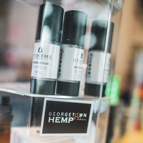 76b711_1593914e949341ad9da0a53983564774_mv2_d_1365_2048_s_2